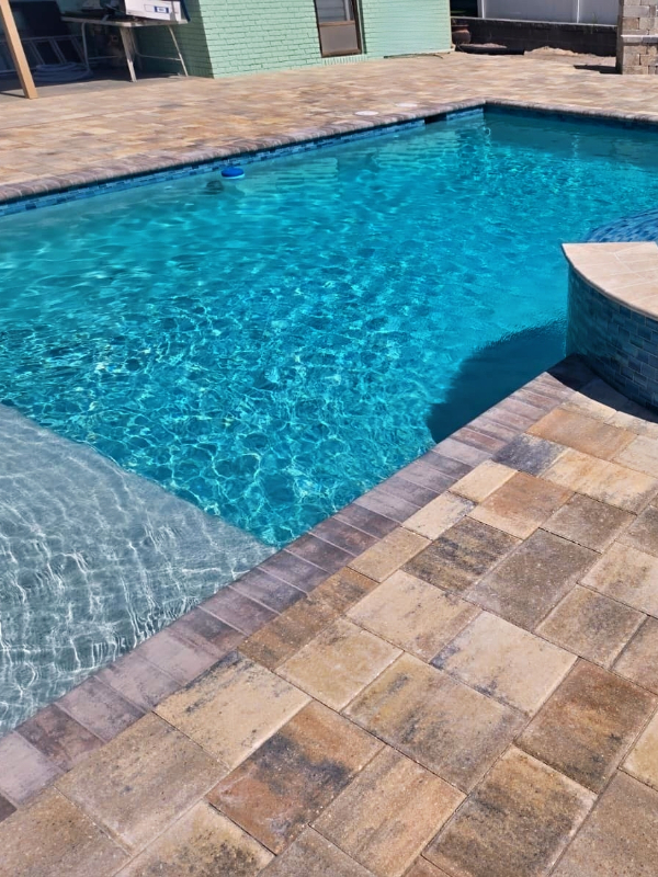 Professional Swimming Pool Cleaning Destin Florida - Patriot Pool Solutions